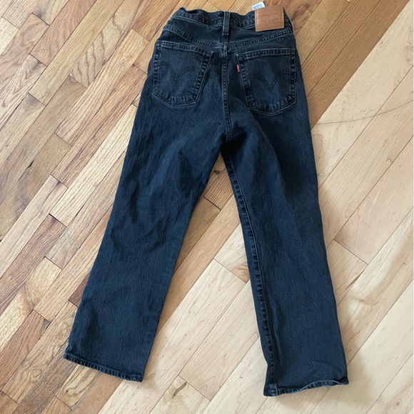 Levi’s Ribcage Cropped Bootcut Jean - Picture 5 of 6